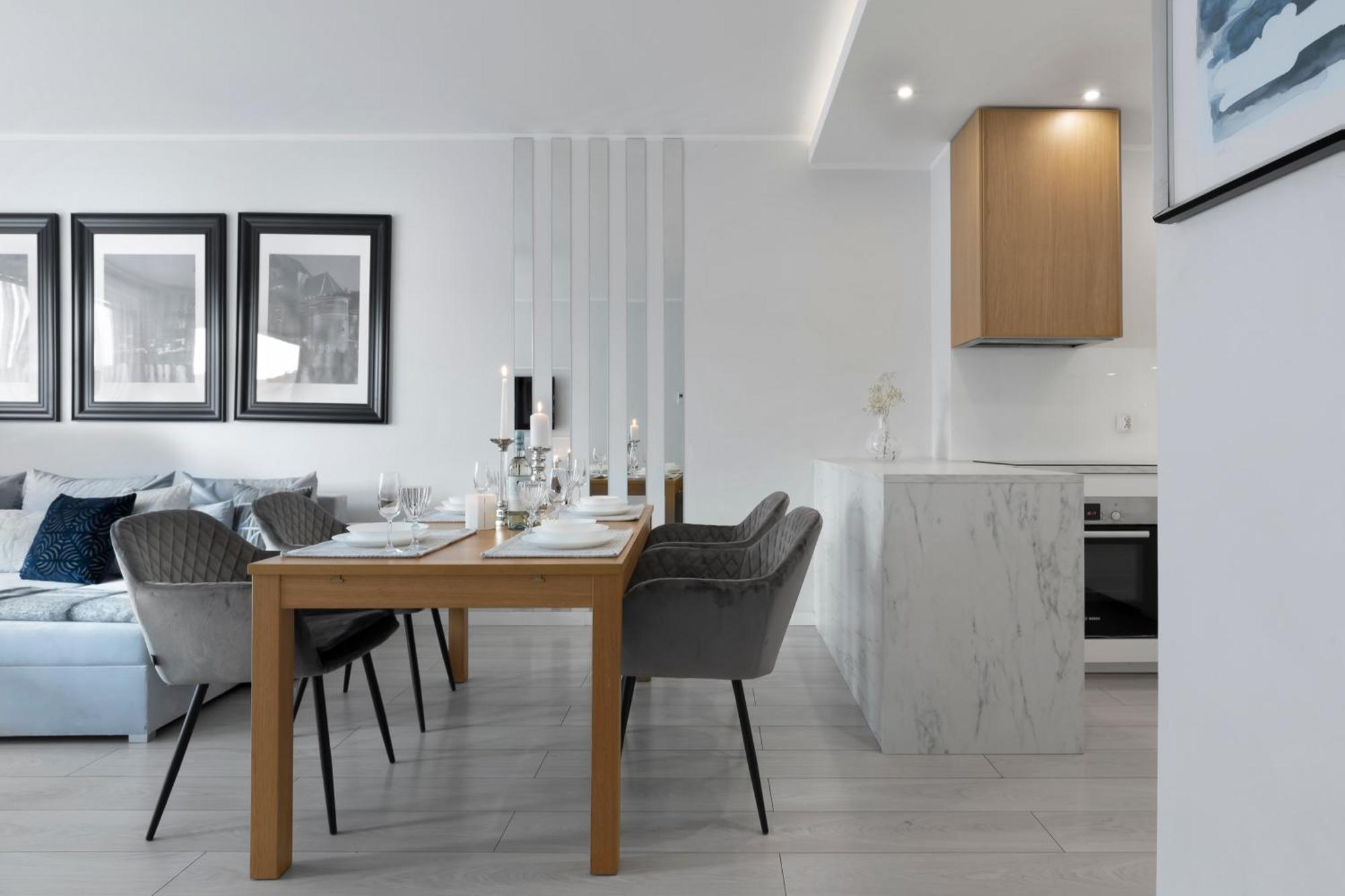 Elite Apartments Downtown Premium — Photos 2